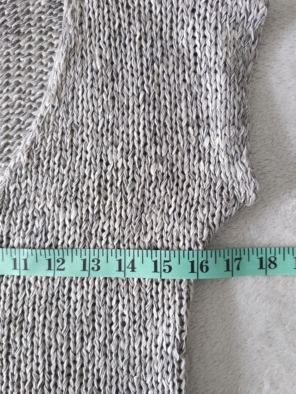 Dynamite Knit Short Sleeve Sweater Top โ Size XS โ Grey Open Knit - Picture 10 of 16